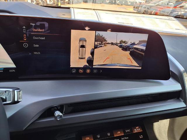 New 2026 Cadillac Vistiq Platinum image 21