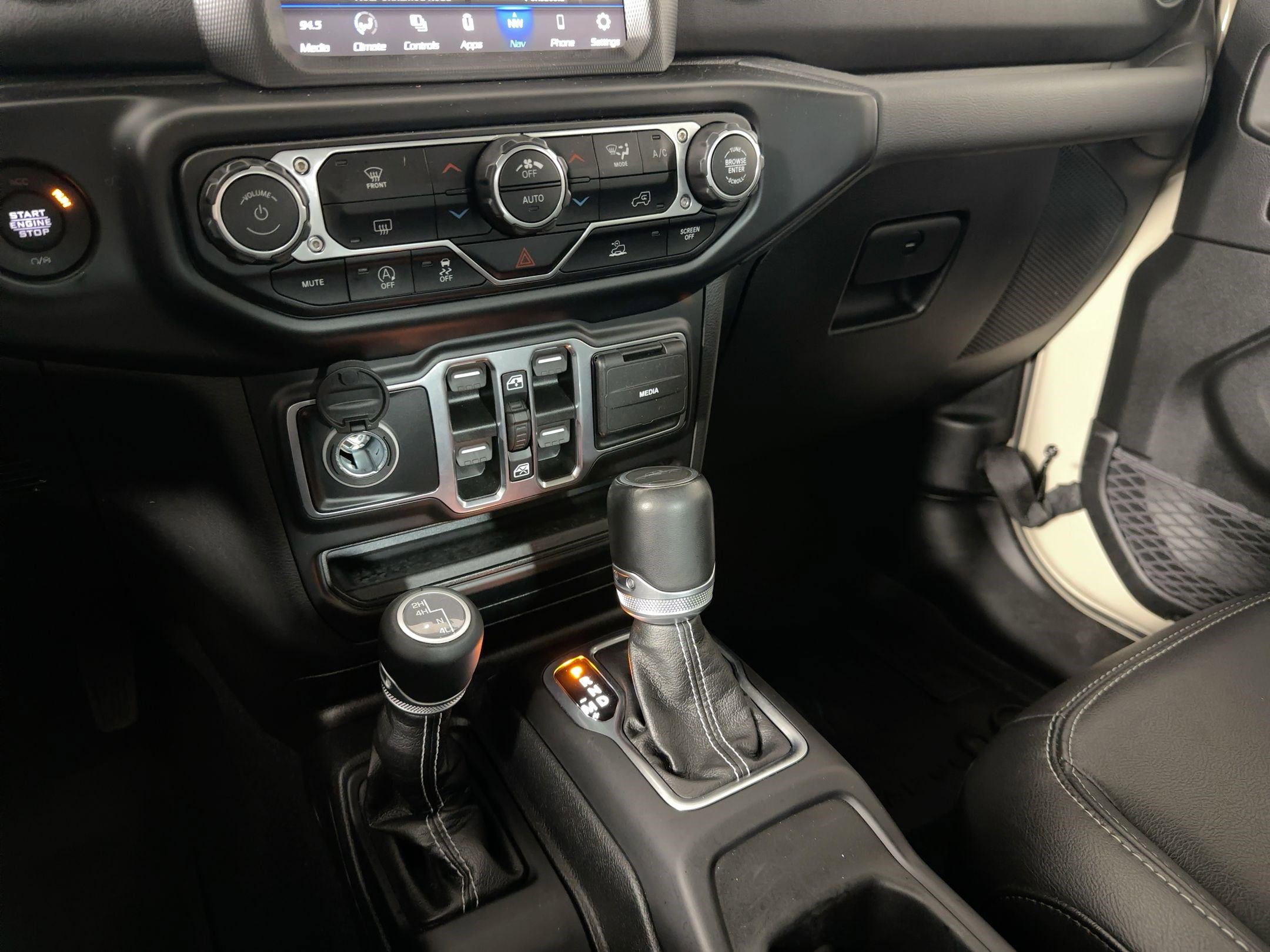 Used 2022 Jeep Gladiator Overland w/ Popular Equipment Package image 17