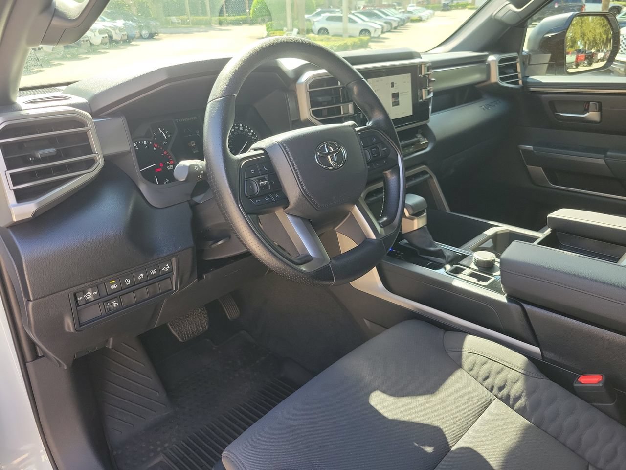 Used 2026 Toyota Tundra SR5 w/ SR5 Convenience Package AWD/4WD image 15