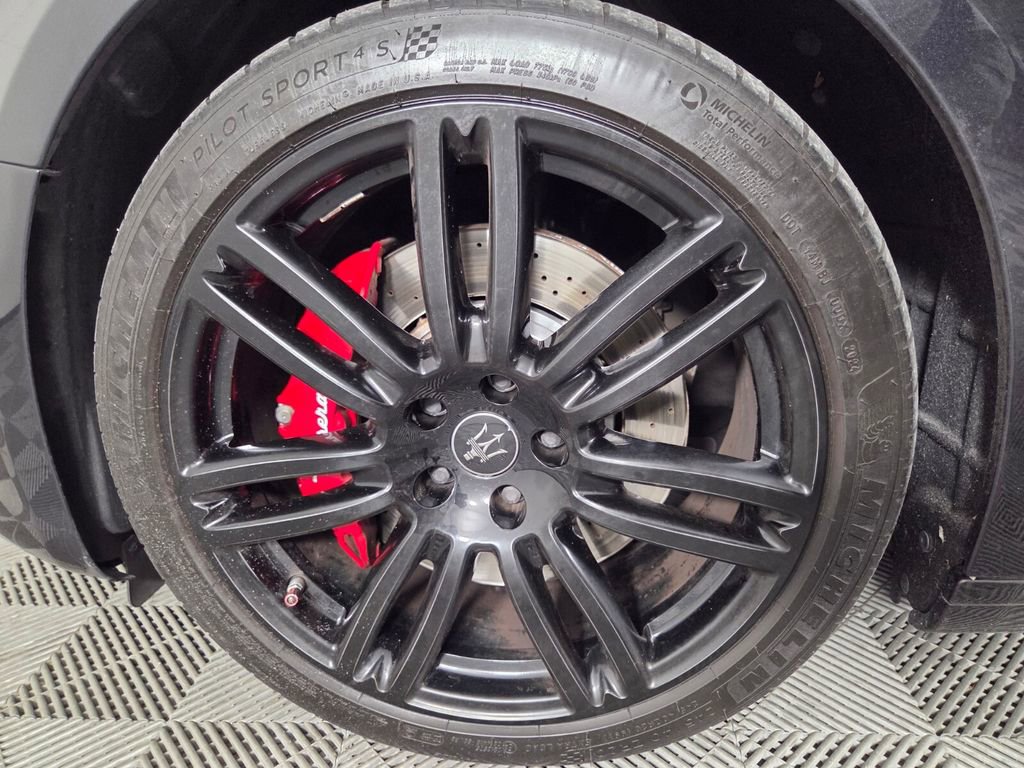 Used 2023 Maserati Ghibli Modena RWD image 8
