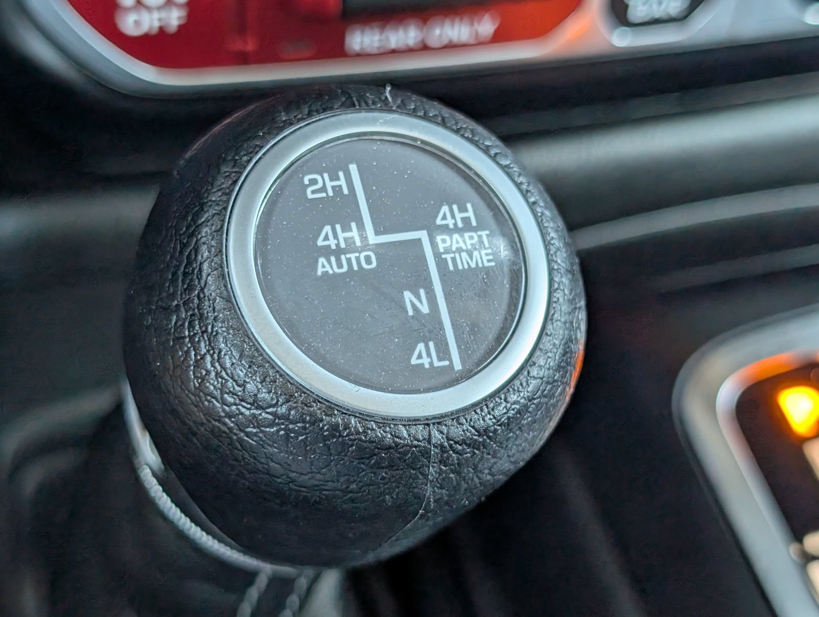 Used 2024 Jeep Wrangler Unlimited Rubicon 4xe AWD/4WD image 21