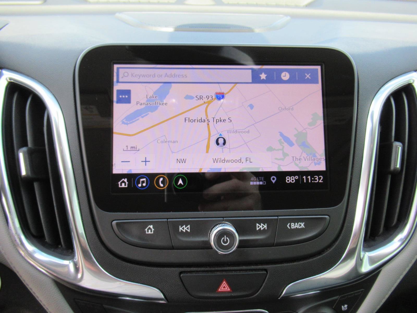Used 2021 Chevrolet Equinox Premier FWD image 26
