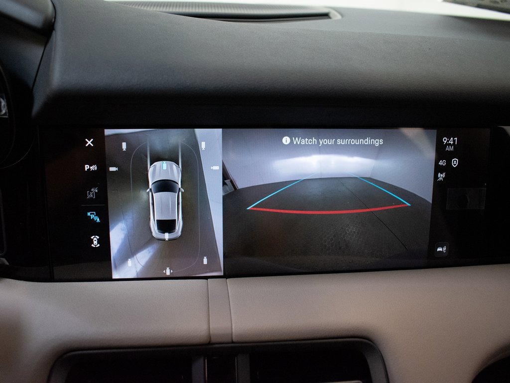 New 2025 Porsche Taycan image 31