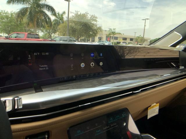 New 2025 Cadillac Escalade IQ Luxury 2 image 7