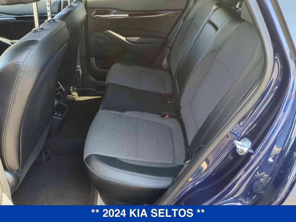 Used 2024 Kia Seltos S AWD/4WD image 20