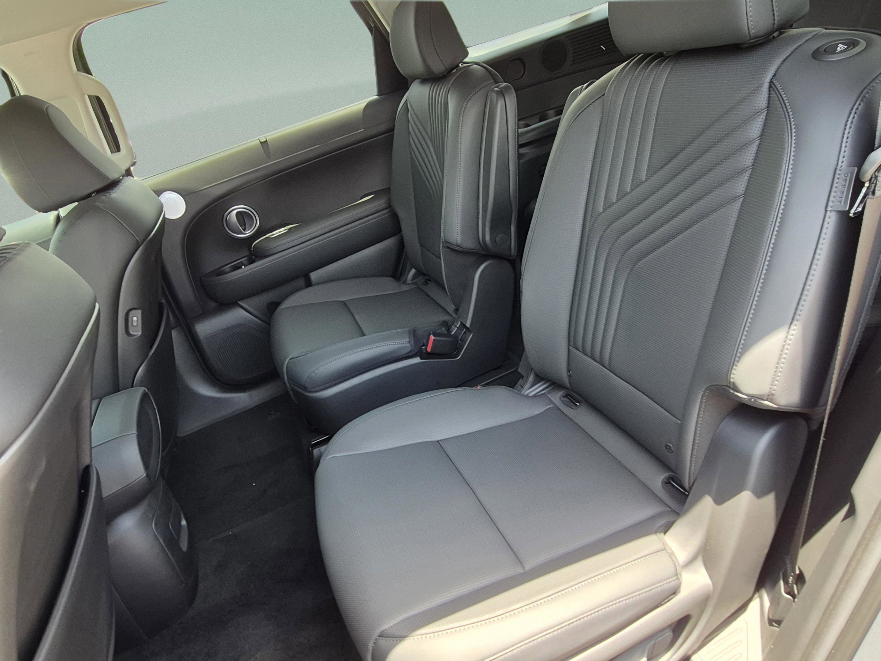 New 2026 Hyundai Palisade SEL Premium FWD image 19