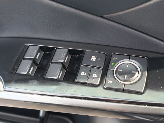 Used 2023 Lexus IS 300 AWD w/ Comfort Package image 15