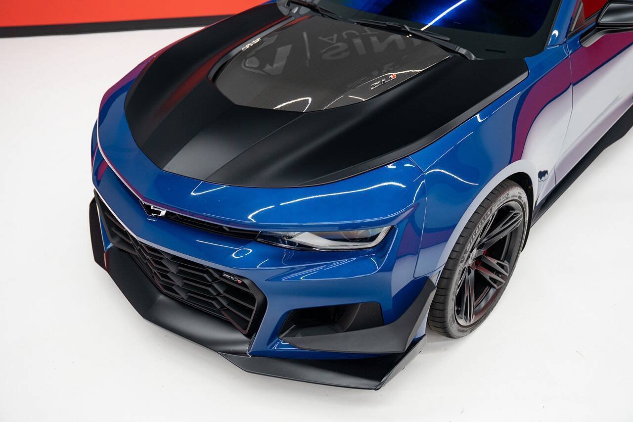 Used 2023 Chevrolet Camaro ZL1 RWD image 4