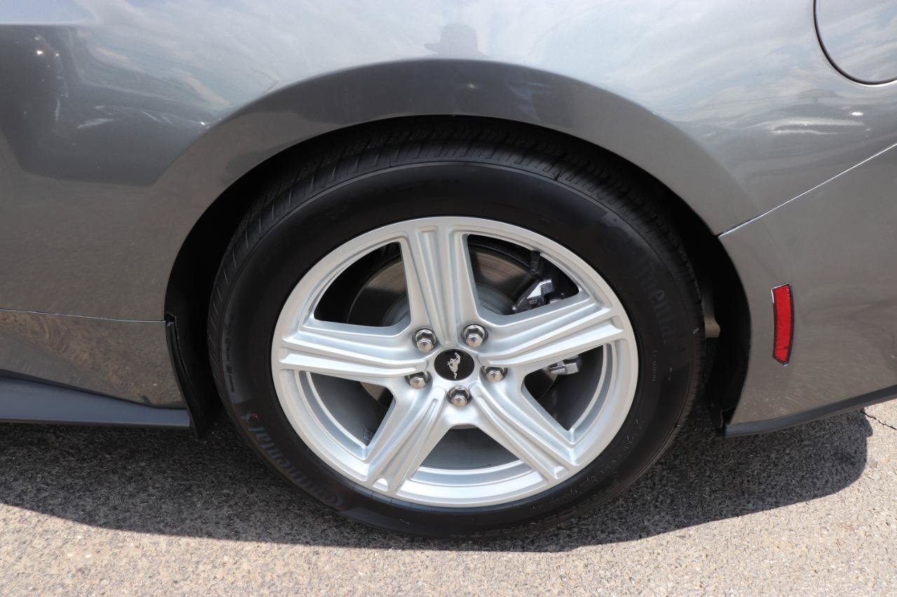 Used 2026 Ford Mustang Premium RWD image 49