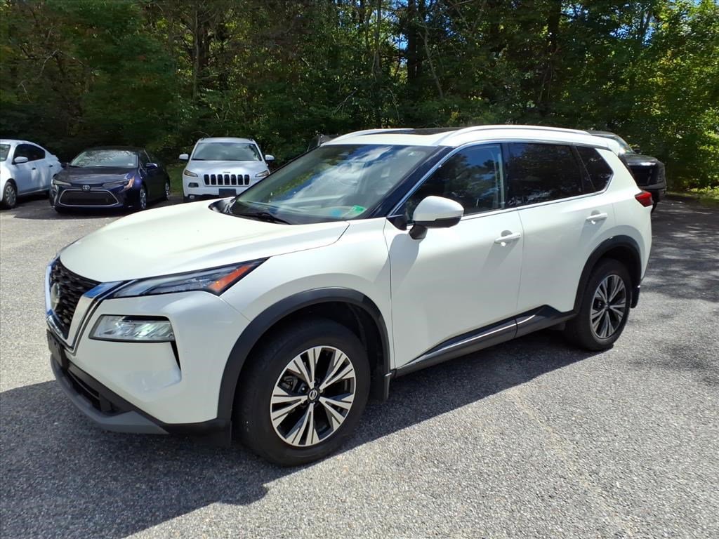 Used 2021 Nissan Rogue SV w/ Premium Package image 7