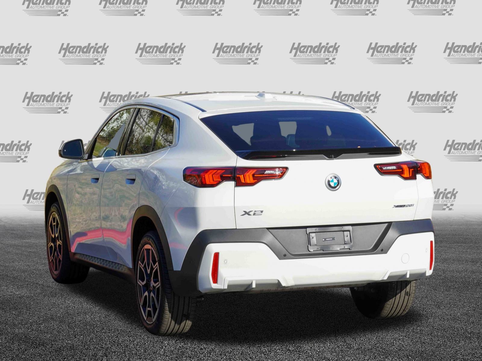 Certified 2025 BMW X2 xDrive28i w/ Premium Package image 6