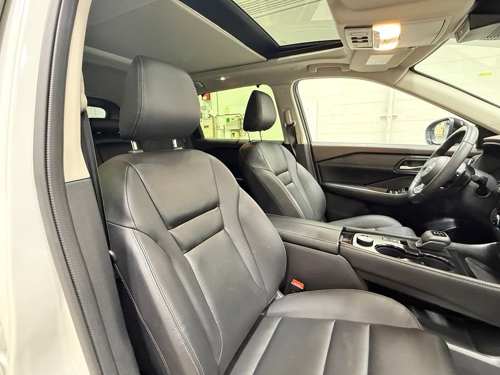 Used 2023 Nissan Rogue SL w/ SL Premium Package AWD/4WD image 46