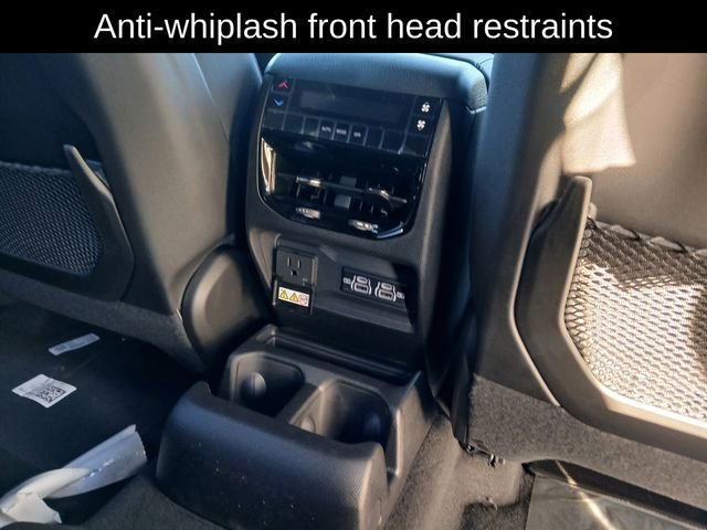 New 2025 Jeep Grand Cherokee L Laredo image 21