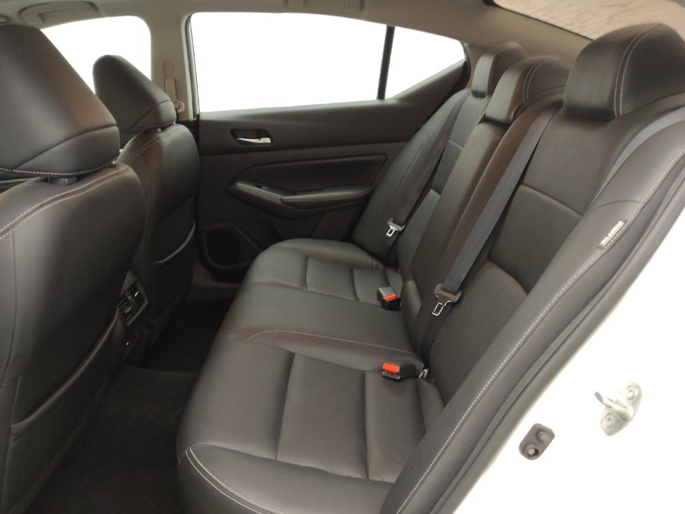 Used 2019 Nissan Altima 2.5 Platinum FWD image 18
