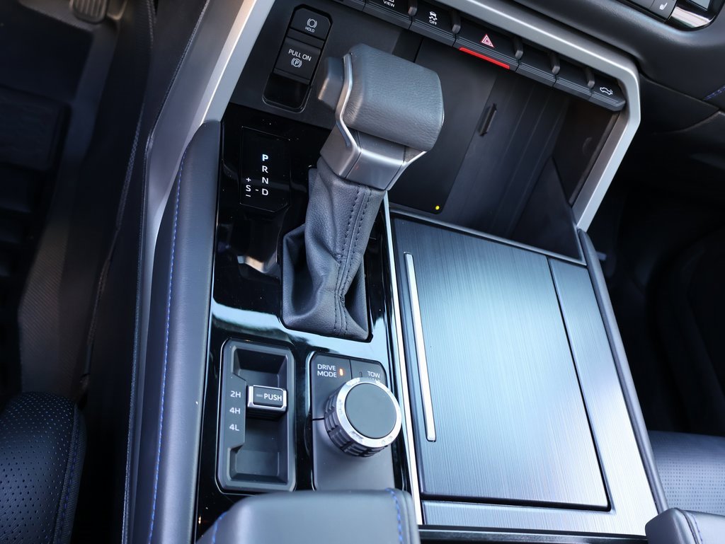 Used 2025 Toyota Tundra Platinum image 26