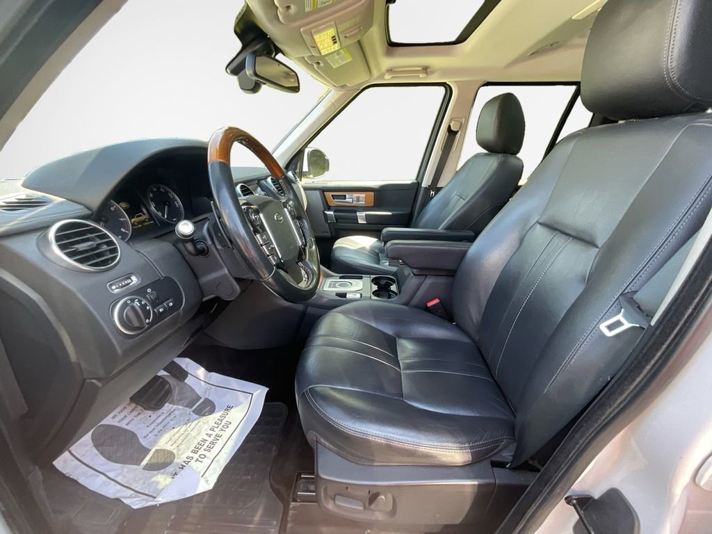Used 2015 Land Rover LR4 HSE AWD/4WD image 12