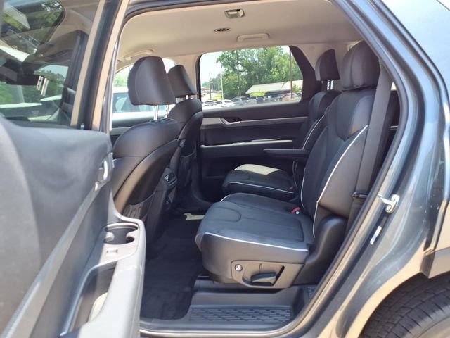 Used 2025 Hyundai Palisade SEL FWD image 17