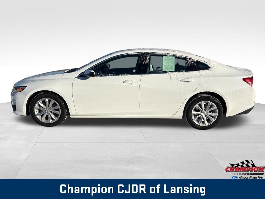 Used 2024 Chevrolet Malibu LT FWD image 2