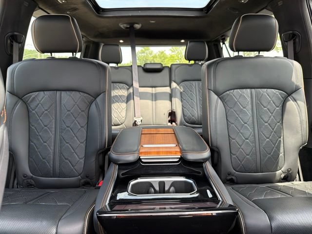 Used 2024 Jeep Grand Wagoneer L Series III AWD/4WD image 34