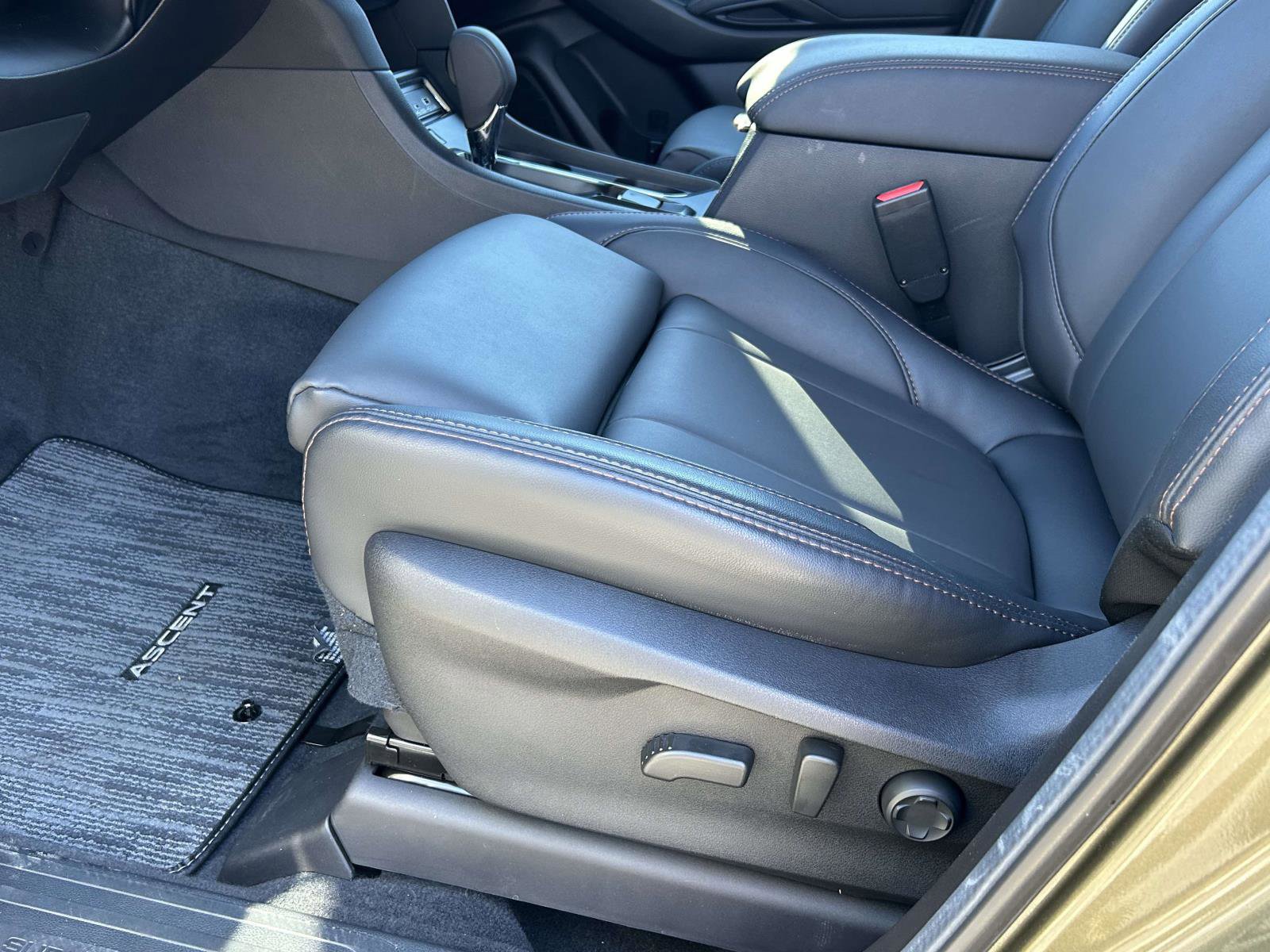 Used 2025 Subaru Ascent Bronze Edition image 20