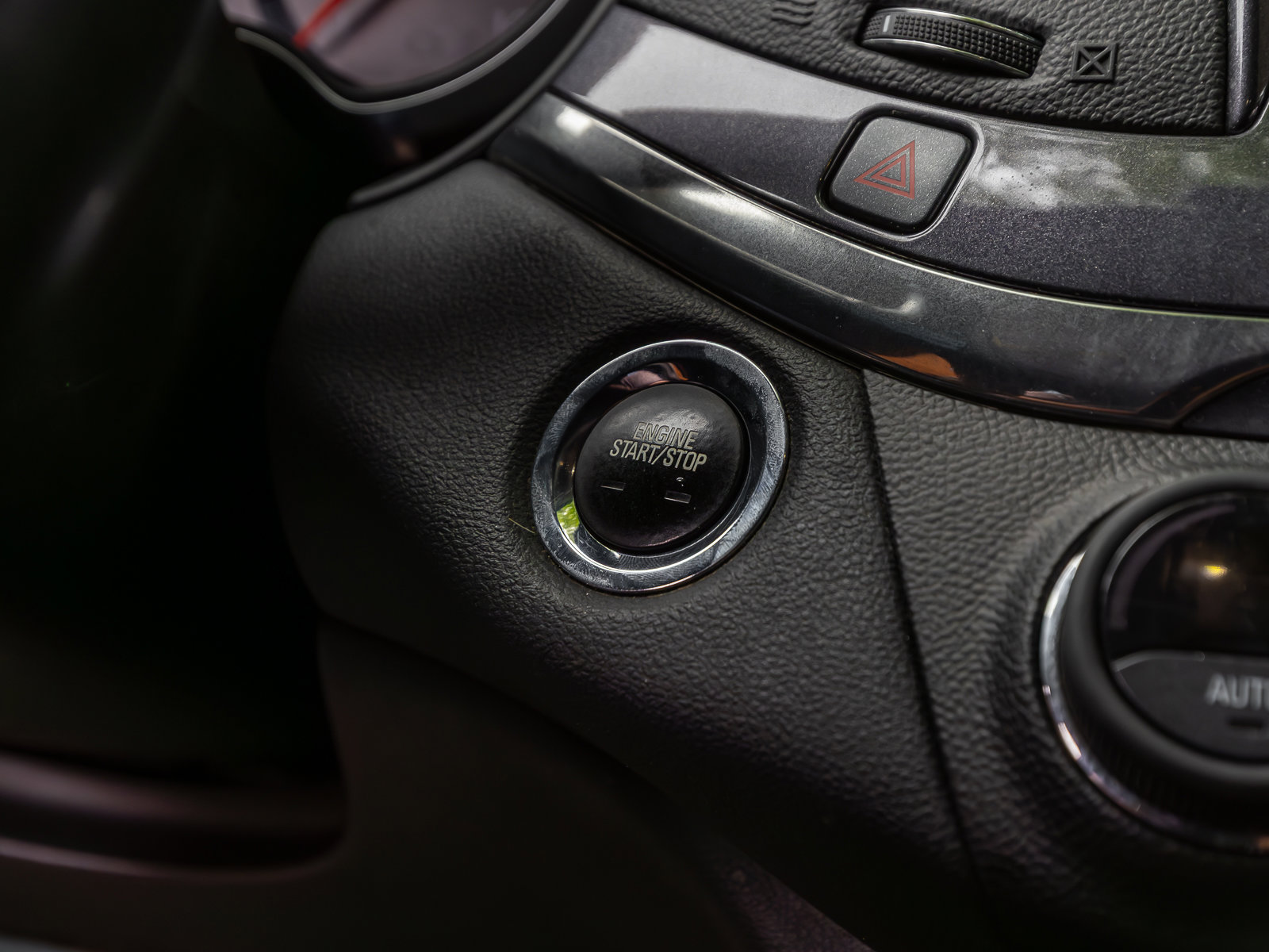Used 2019 Chevrolet Impala Premier FWD image 11