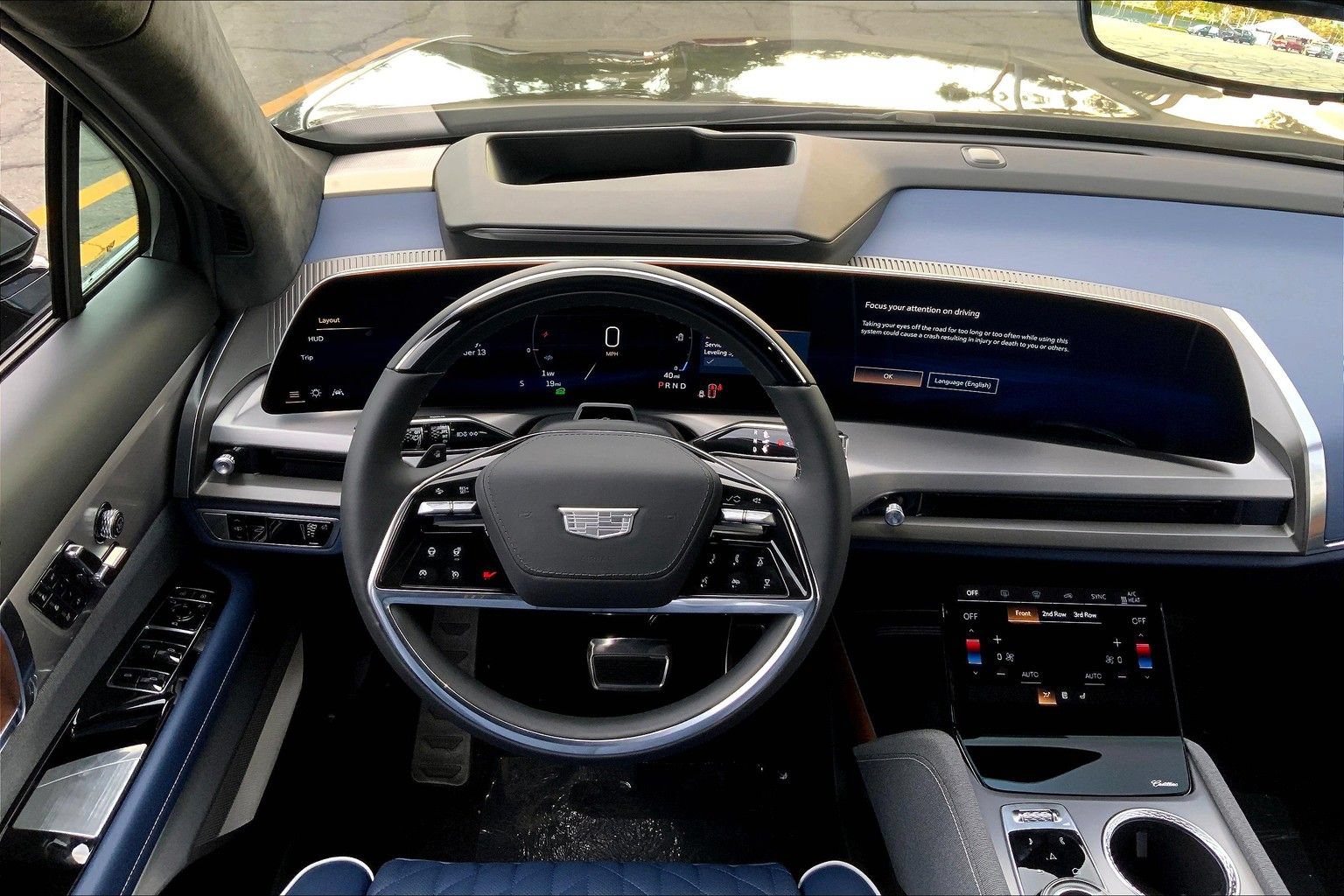 Used 2026 Cadillac Vistiq Premium Luxury AWD/4WD image 23
