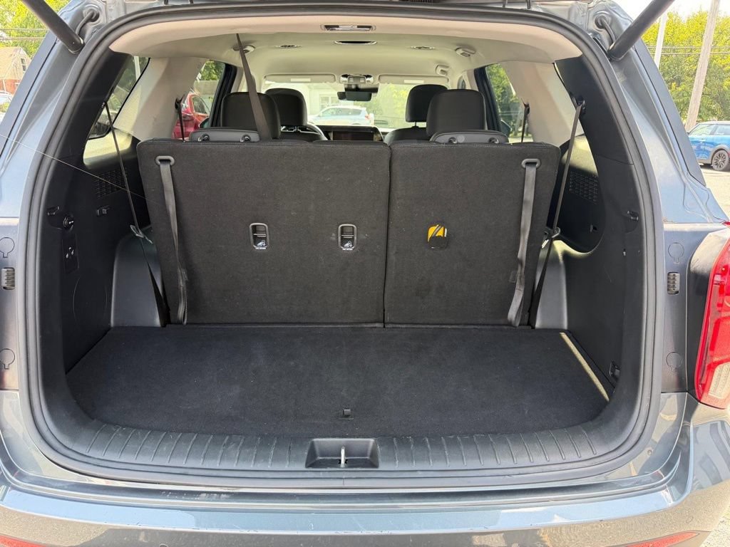 Used 2024 Hyundai Palisade SEL FWD image 24