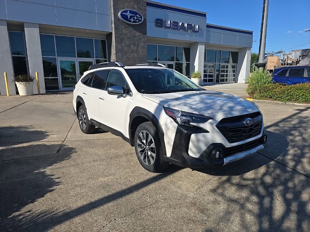 Used 2025 Subaru Outback Touring AWD/4WD image 31