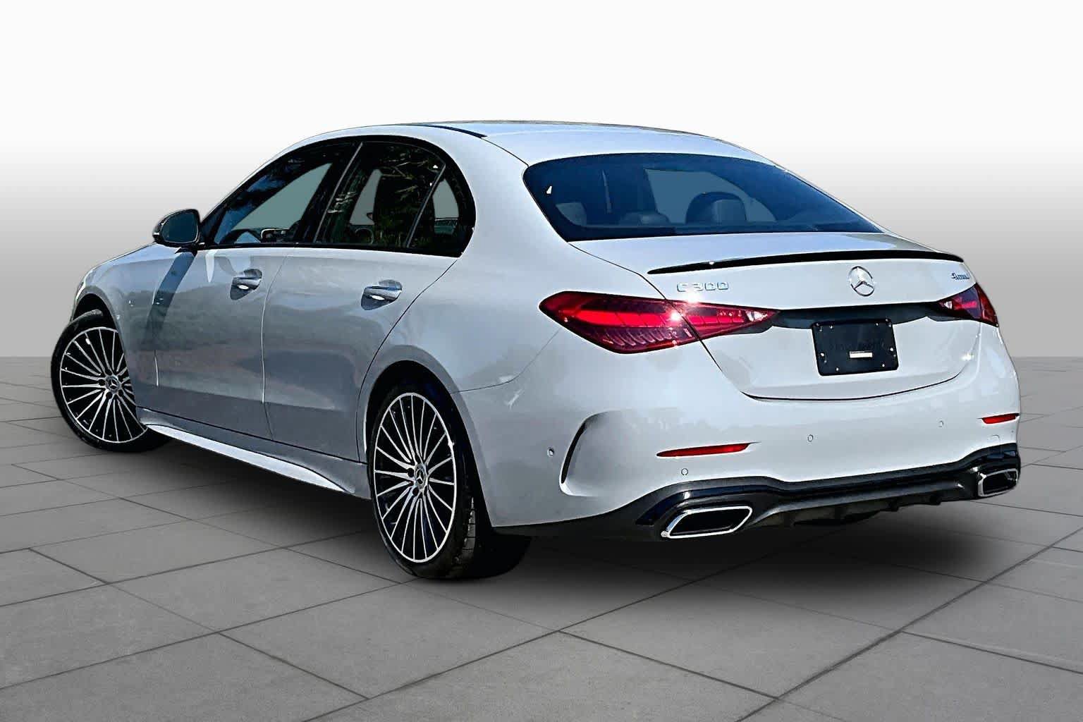 Used 2025 Mercedes-Benz C 300 4MATIC Sedan image 12