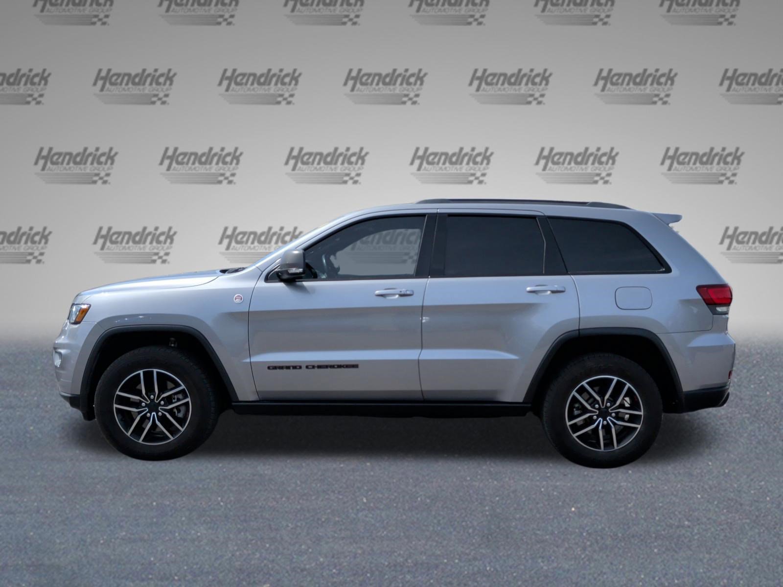 Used 2019 Jeep Grand Cherokee Trailhawk w/ Trailhawk Luxury Group image 10