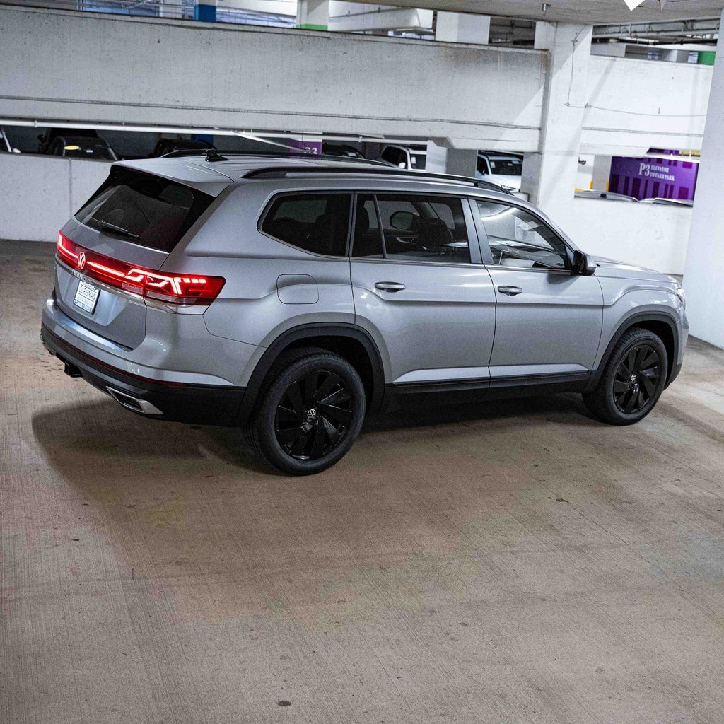 New 2026 Volkswagen Atlas SE image 7