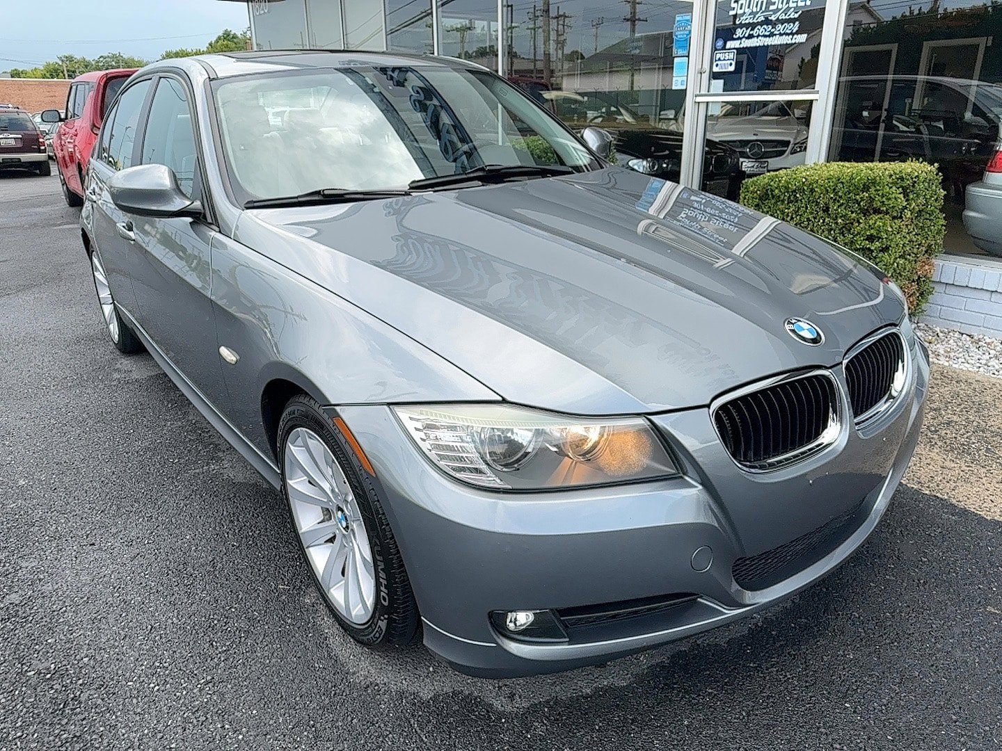 Used 2011 BMW 328i Sedan RWD image 3