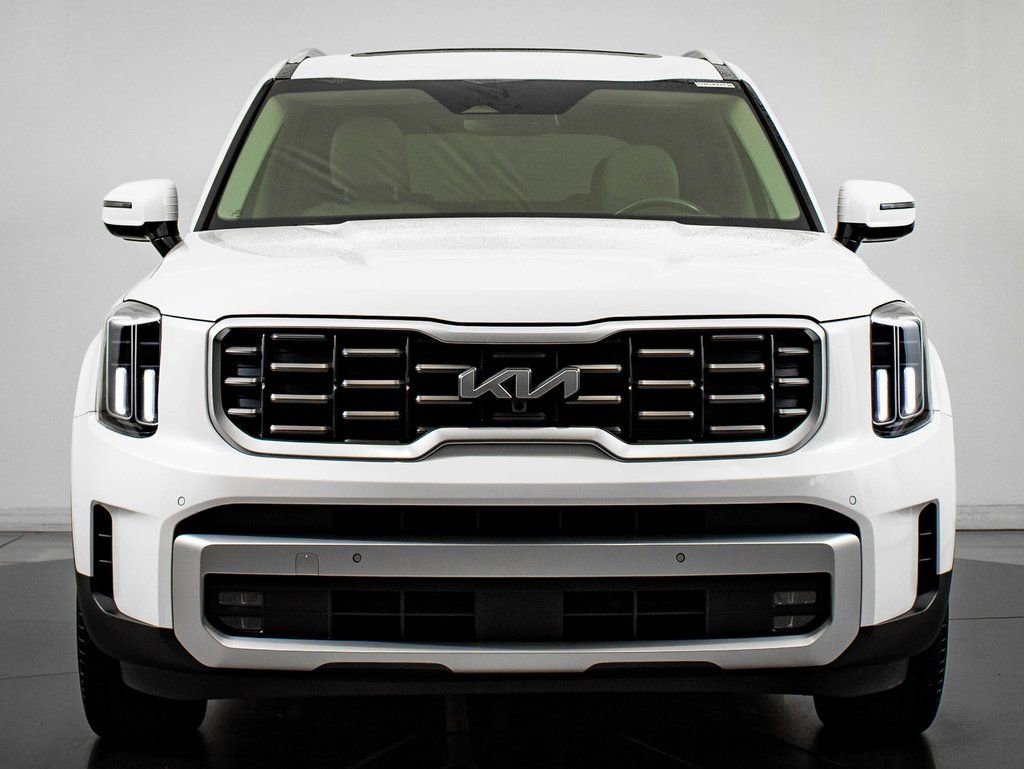 Used 2023 Kia Telluride SX image 2