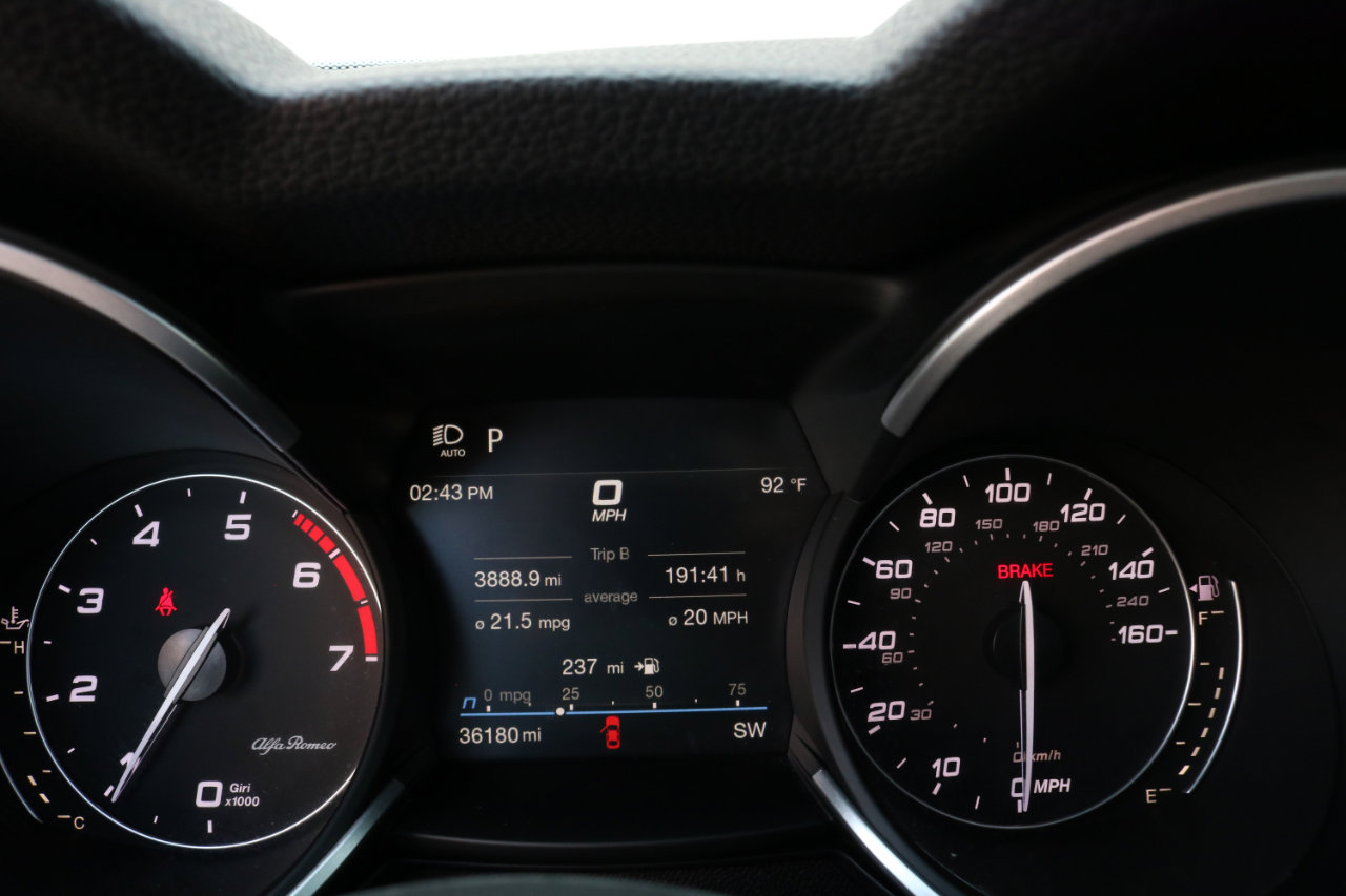 Used 2020 Alfa Romeo Stelvio Ti w/ Active Blind Spot Package image 26