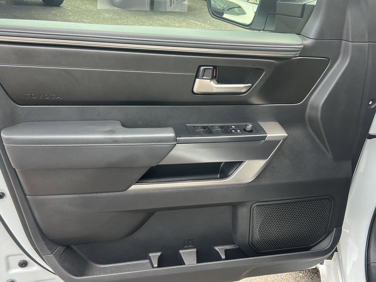 Used 2025 Toyota Tundra SR5 image 11
