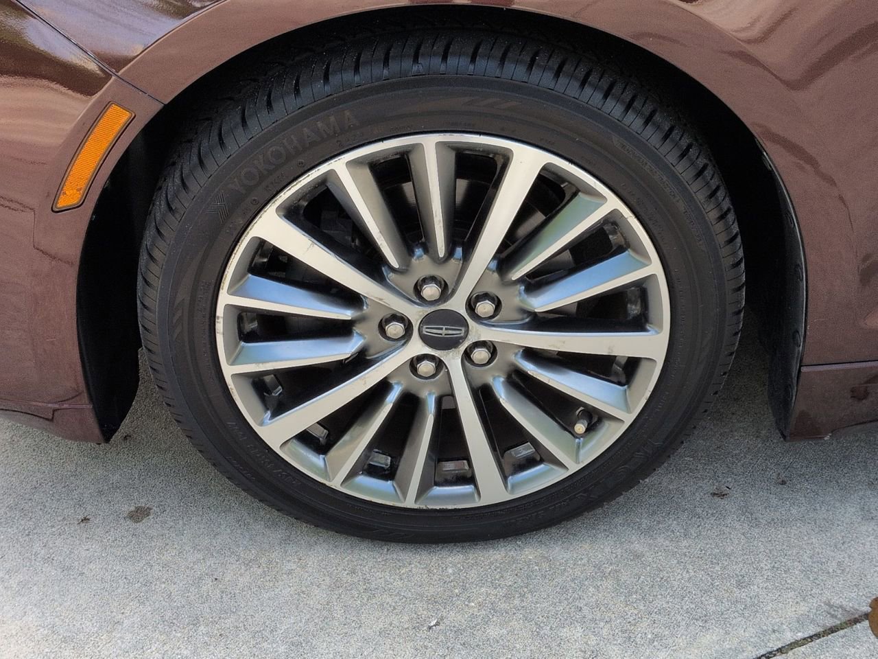 Used 2019 Lincoln MKZ Premiere FWD image 26