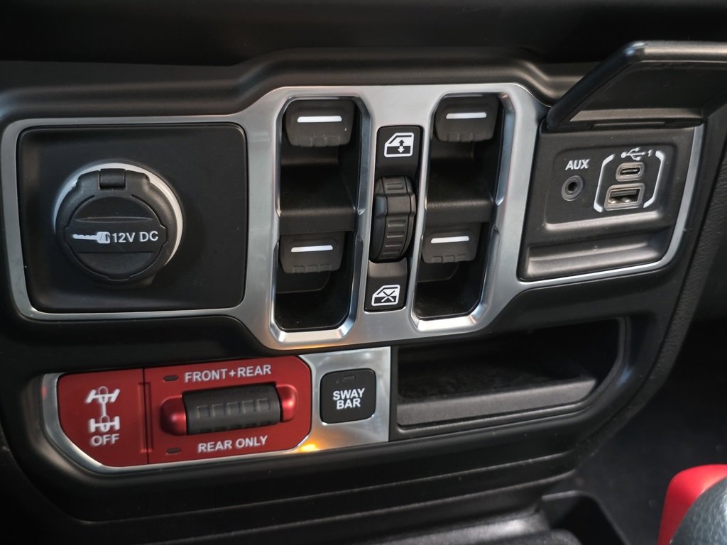 Used 2022 Jeep Wrangler Unlimited Rubicon 4xe image 33