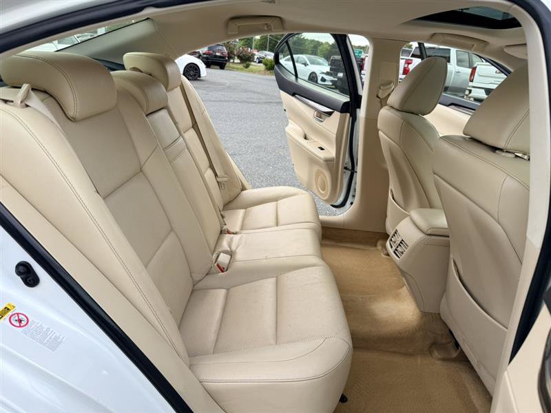 Used 2013 Lexus ES 350 w/ Luxury Pkg FWD image 17