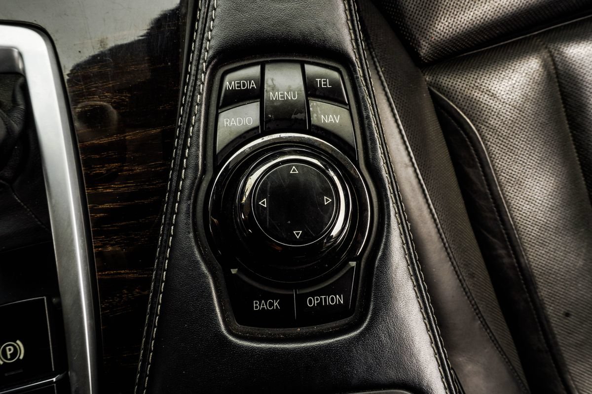 Used 2014 BMW 650i Convertible RWD image 21