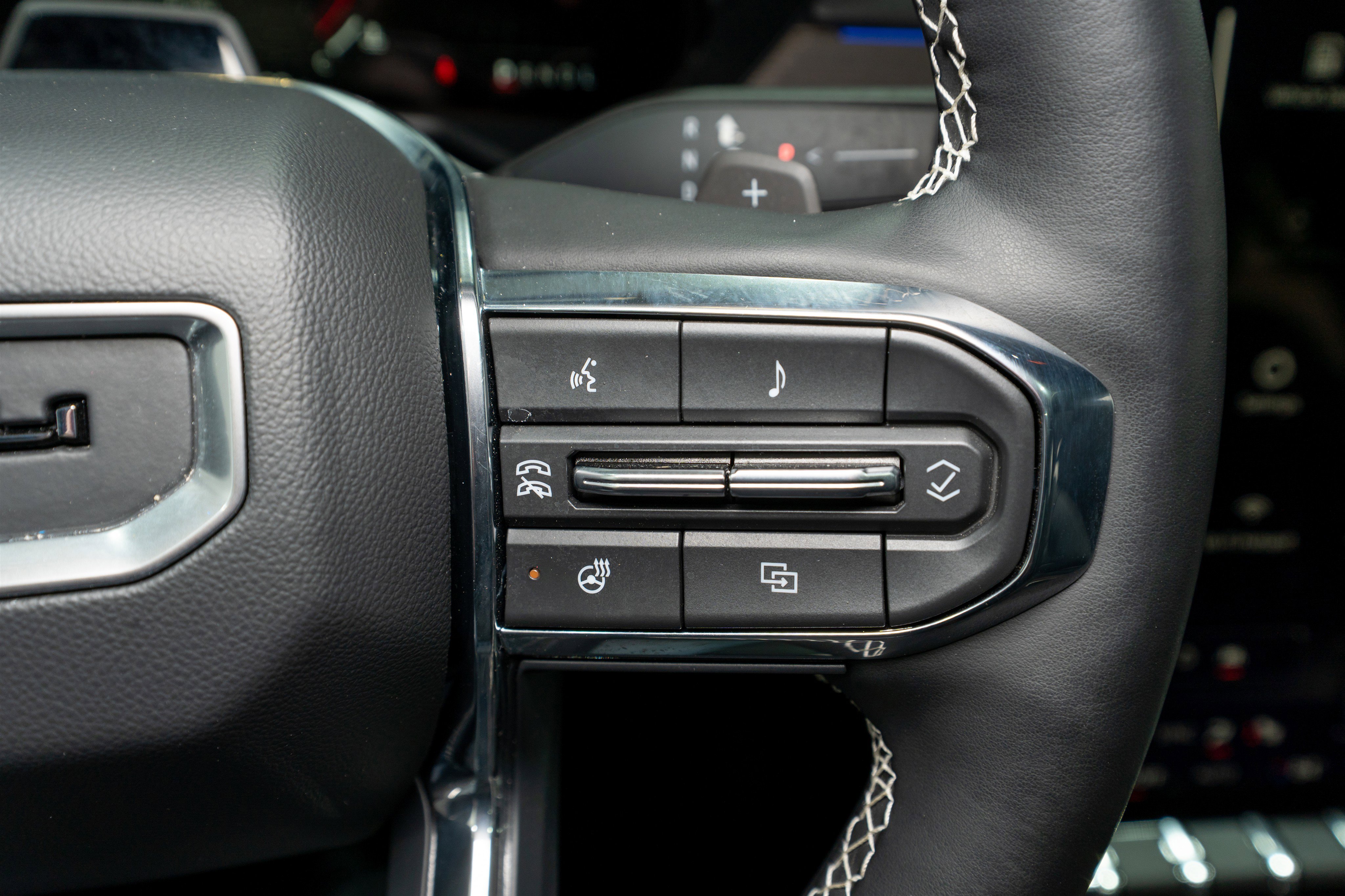 Used 2024 GMC Acadia Denali w/ Super Cruise Package image 26