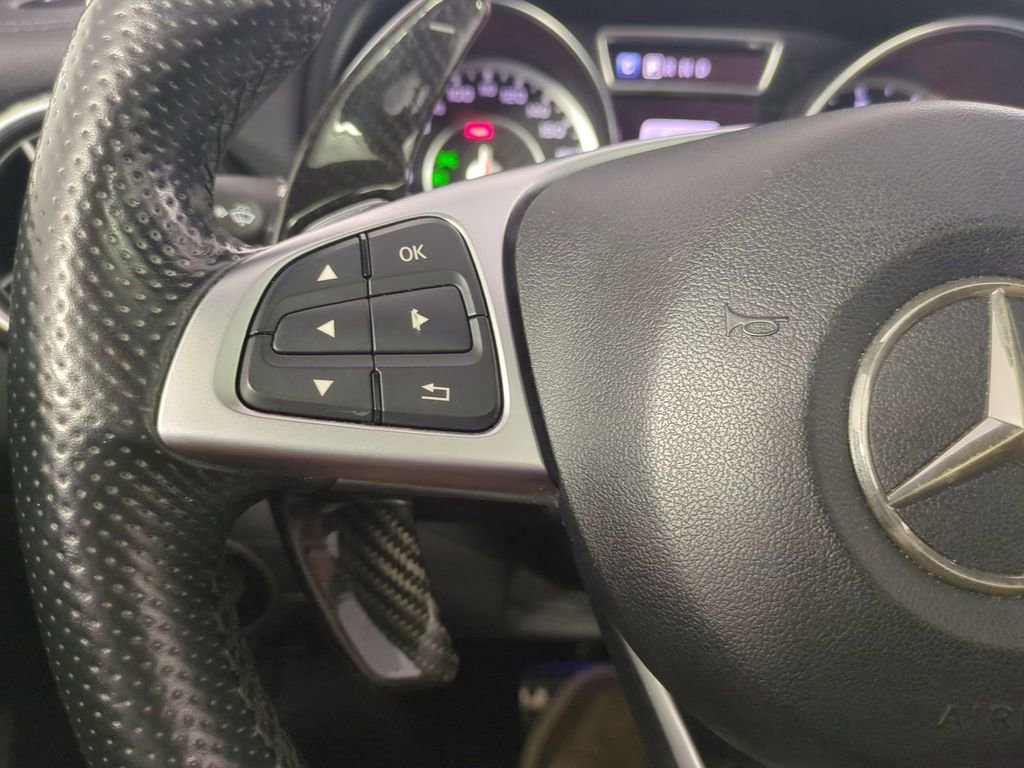 Used 2016 Mercedes-Benz GLA 45 AMG 4MATIC image 32