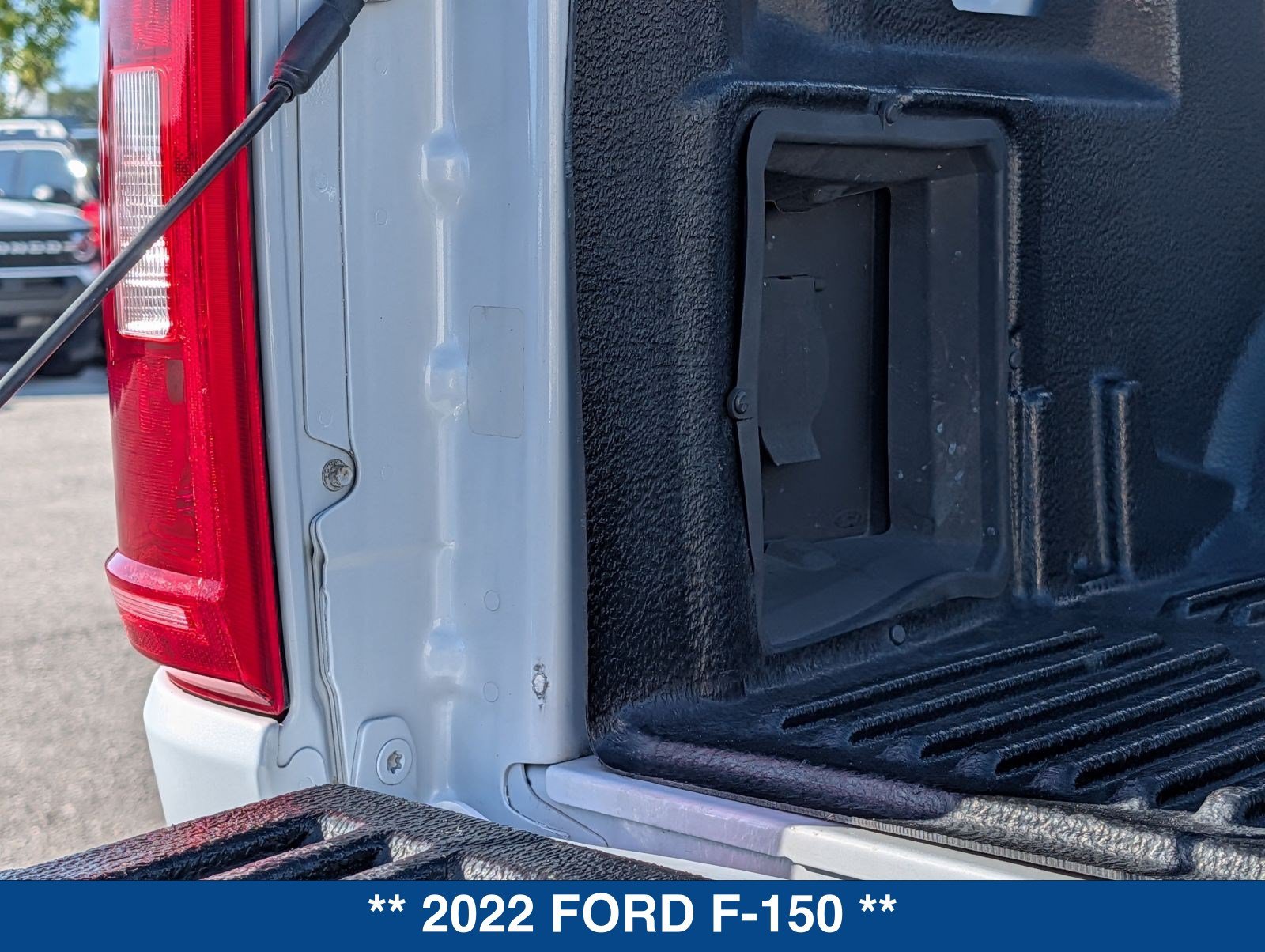 Used 2022 Ford F150 XLT w/ Equipment Group 302A High AWD/4WD image 17