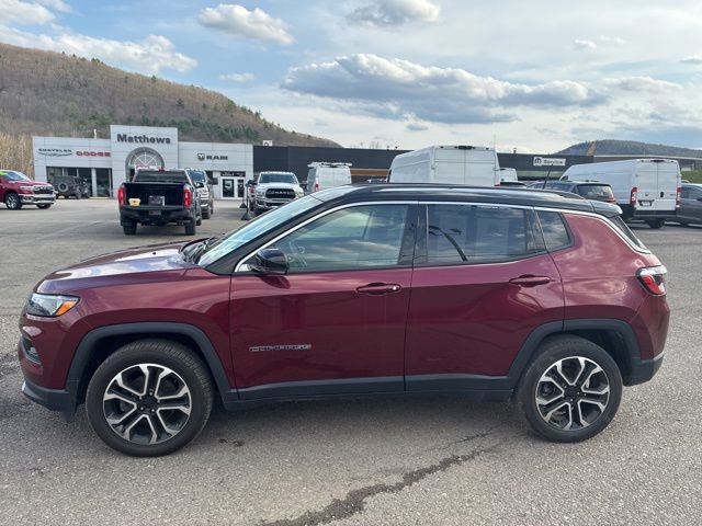 Certified 2022 Jeep Compass Limited AWD/4WD image 6