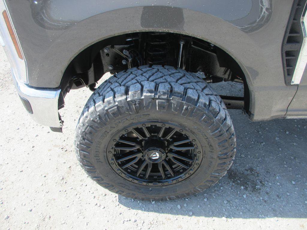 New 2026 Ford F250 Lariat image 10