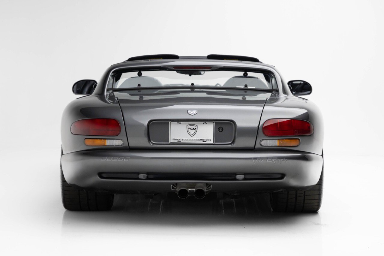 Used 2002 Dodge Viper RT/10 RWD image 7
