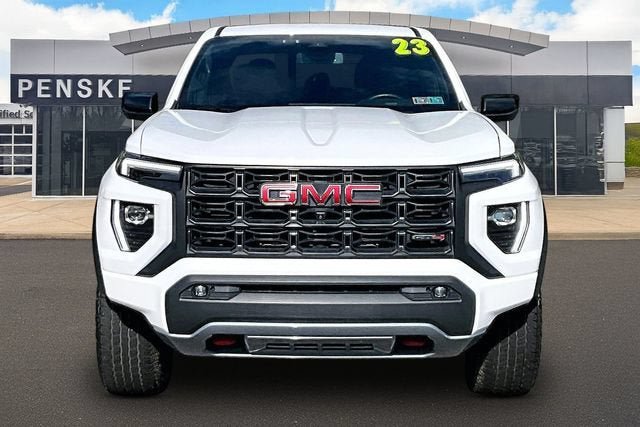 Used 2023 GMC Canyon AT4 w/ Technology Package AWD/4WD image 3