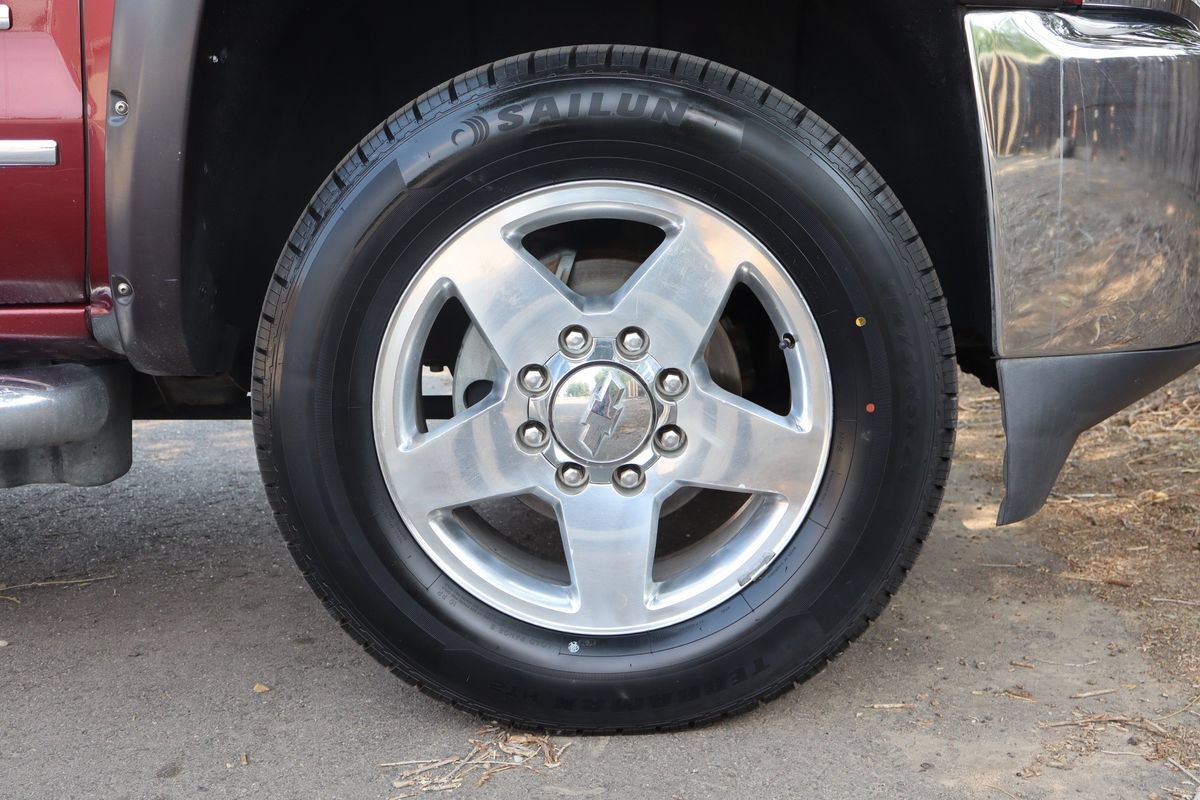 Used 2015 Chevrolet Silverado 2500 LTZ w/ Duramax Plus Package AWD/4WD image 43