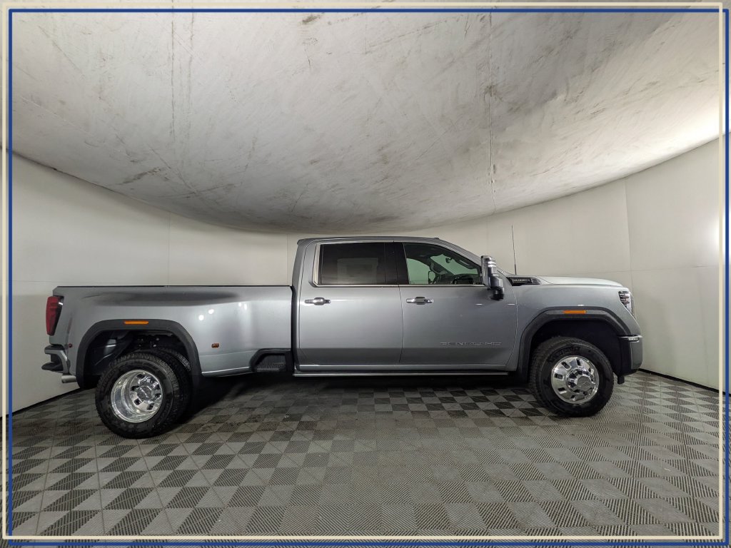 New 2026 GMC Sierra 3500 Denali Ultimate AWD/4WD image 6