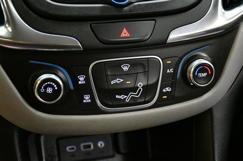 Used 2019 Chevrolet Equinox LS w/ LS Convenience Package FWD image 40