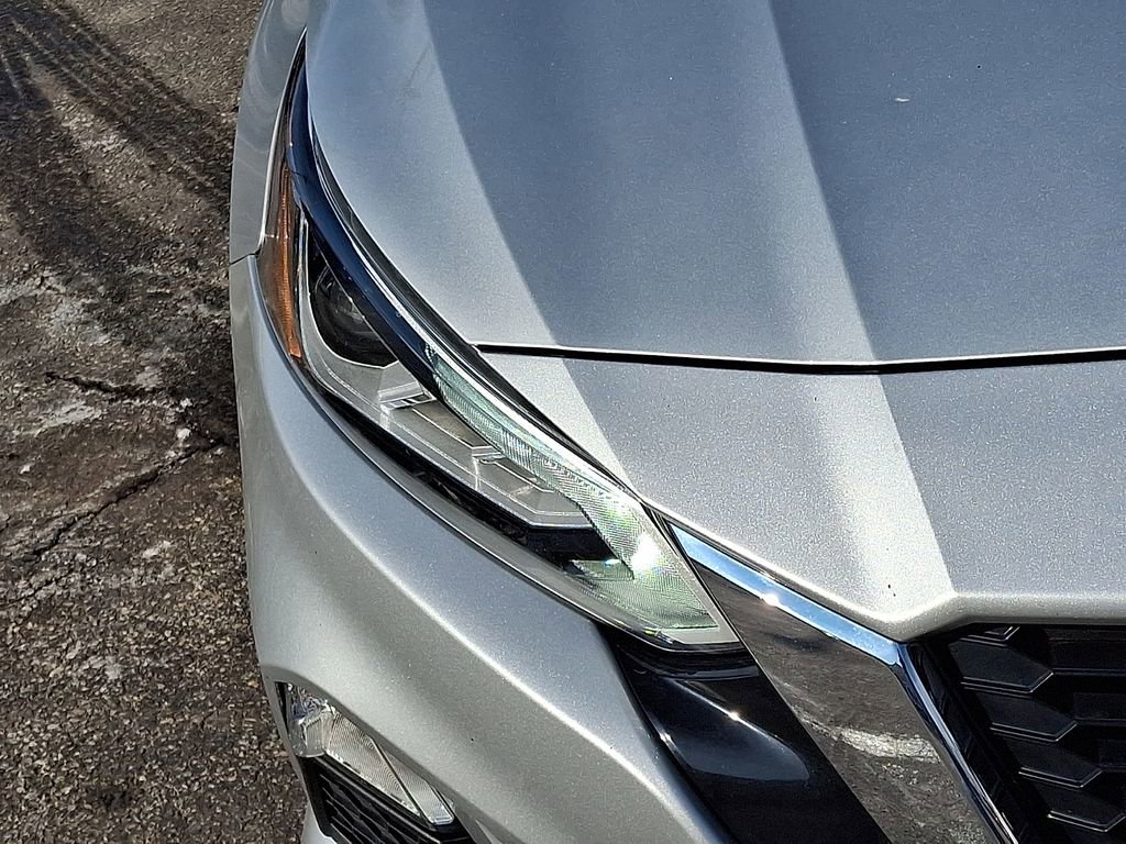 Used 2022 Nissan Altima 2.5 SV image 9